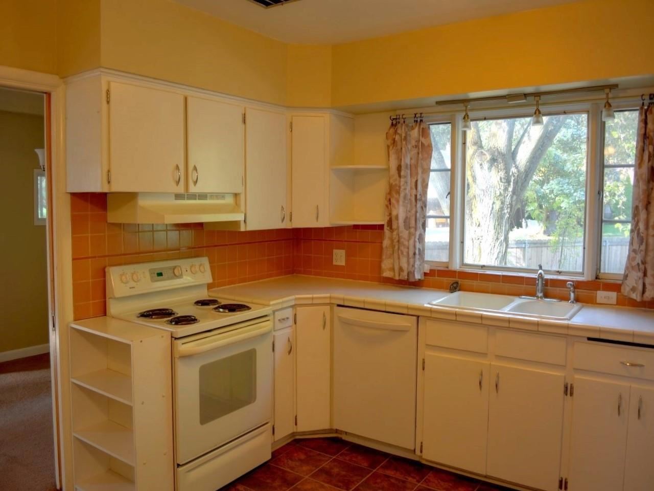 1625 S Southeast Blvd - Photo 5