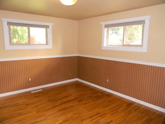 6820 N G St - Photo 7