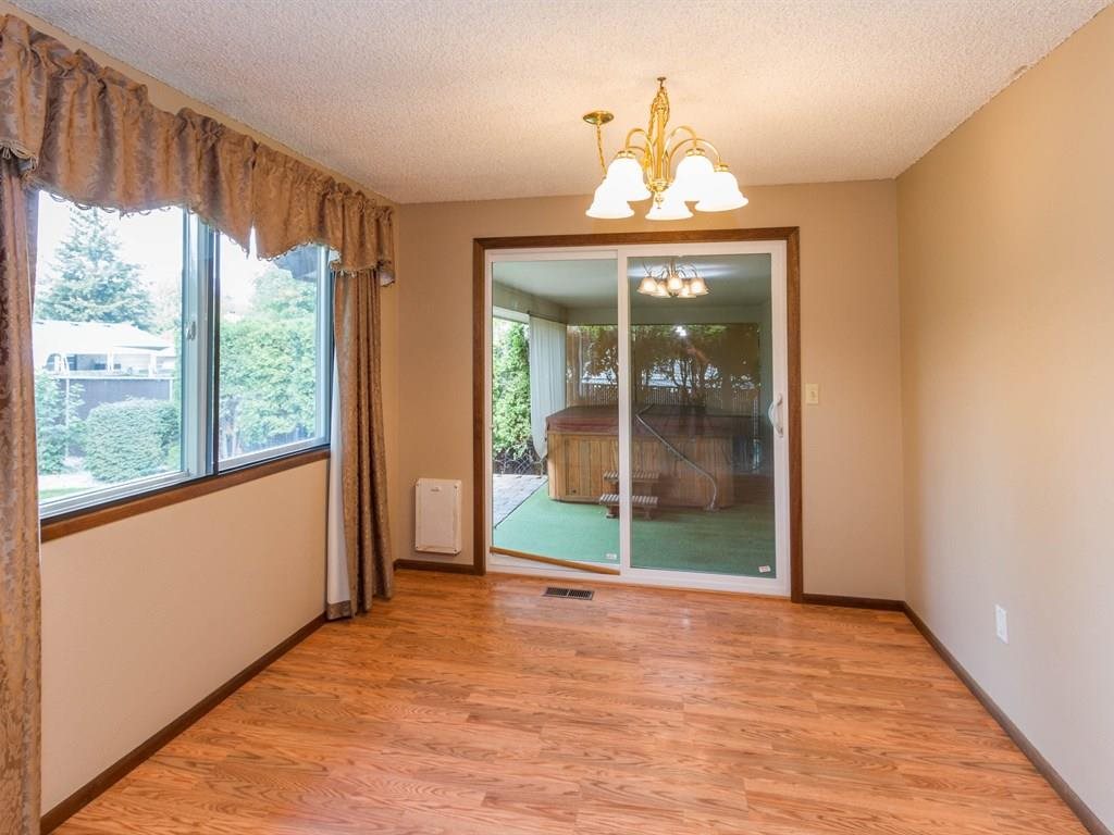 3322 S Glenn Rd - Photo 8