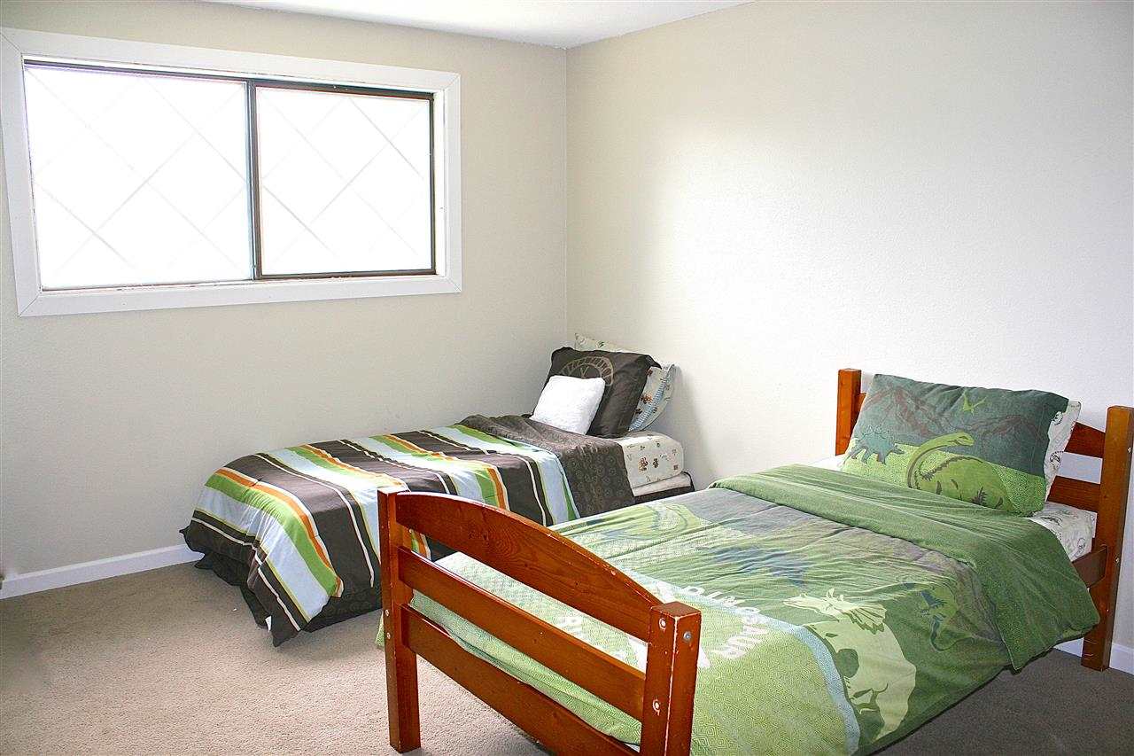 112 N Wright Blvd - Photo 14