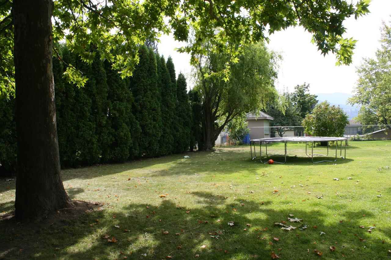 112 N Wright Blvd - Photo 17