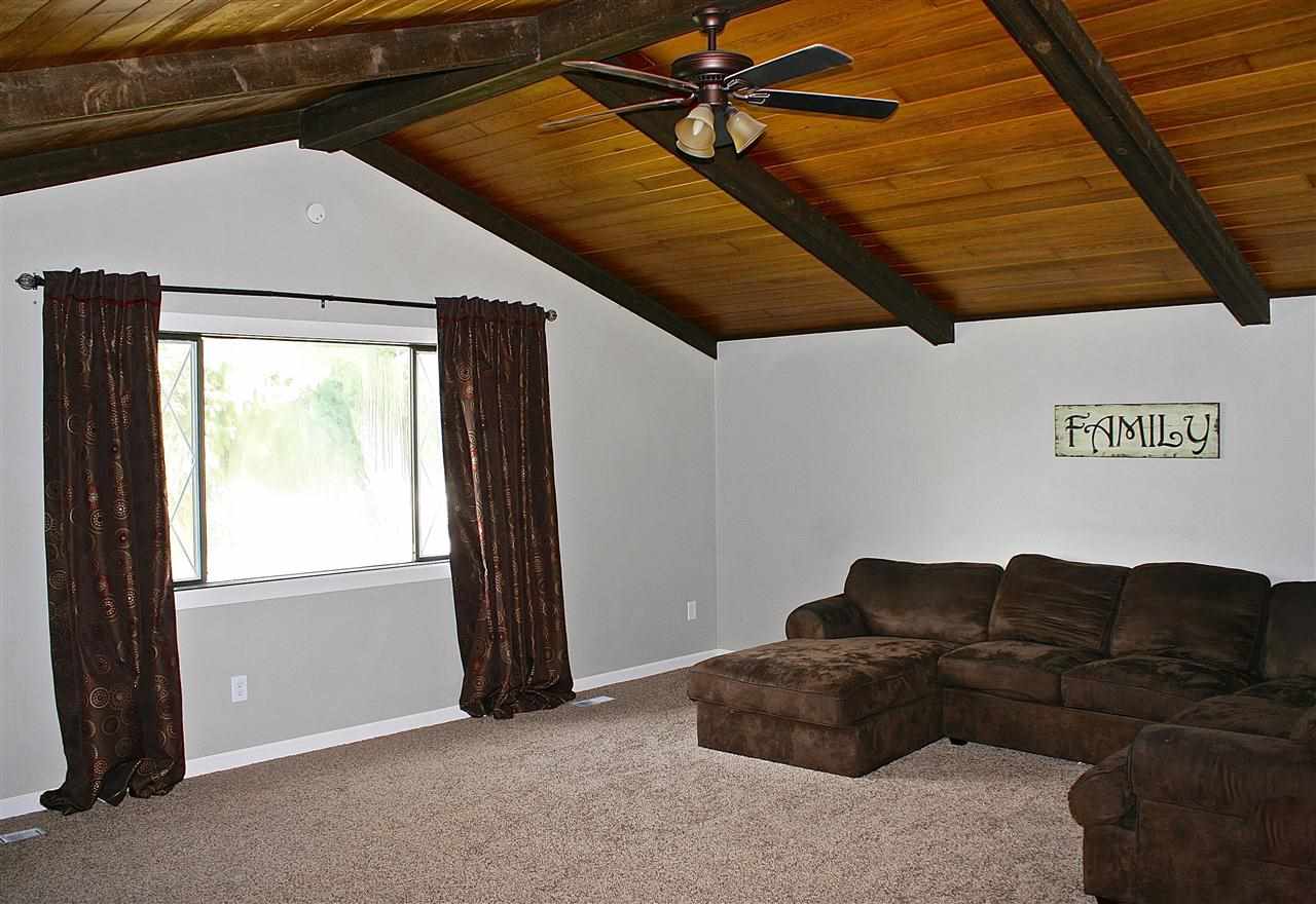 112 N Wright Blvd - Photo 8