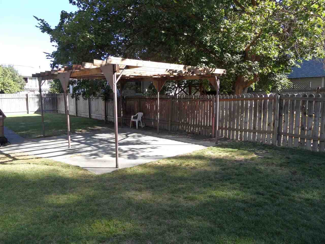 514 E Everett Ave - Photo 15