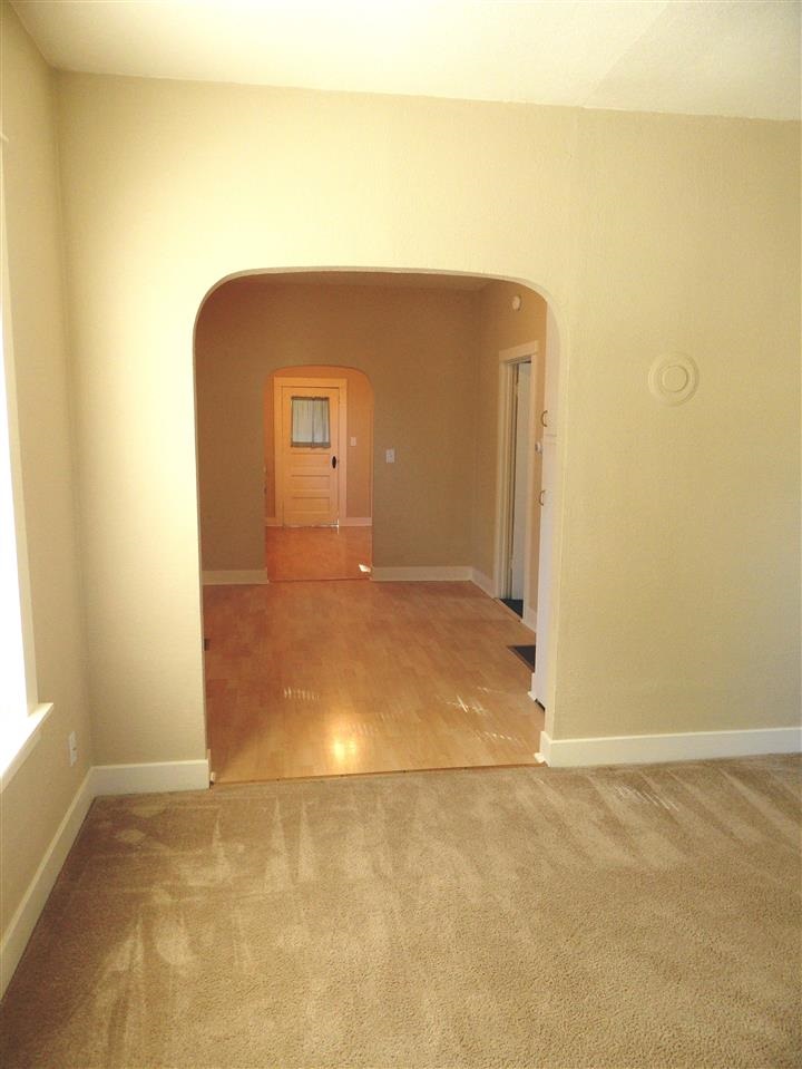 514 E Everett Ave - Photo 4