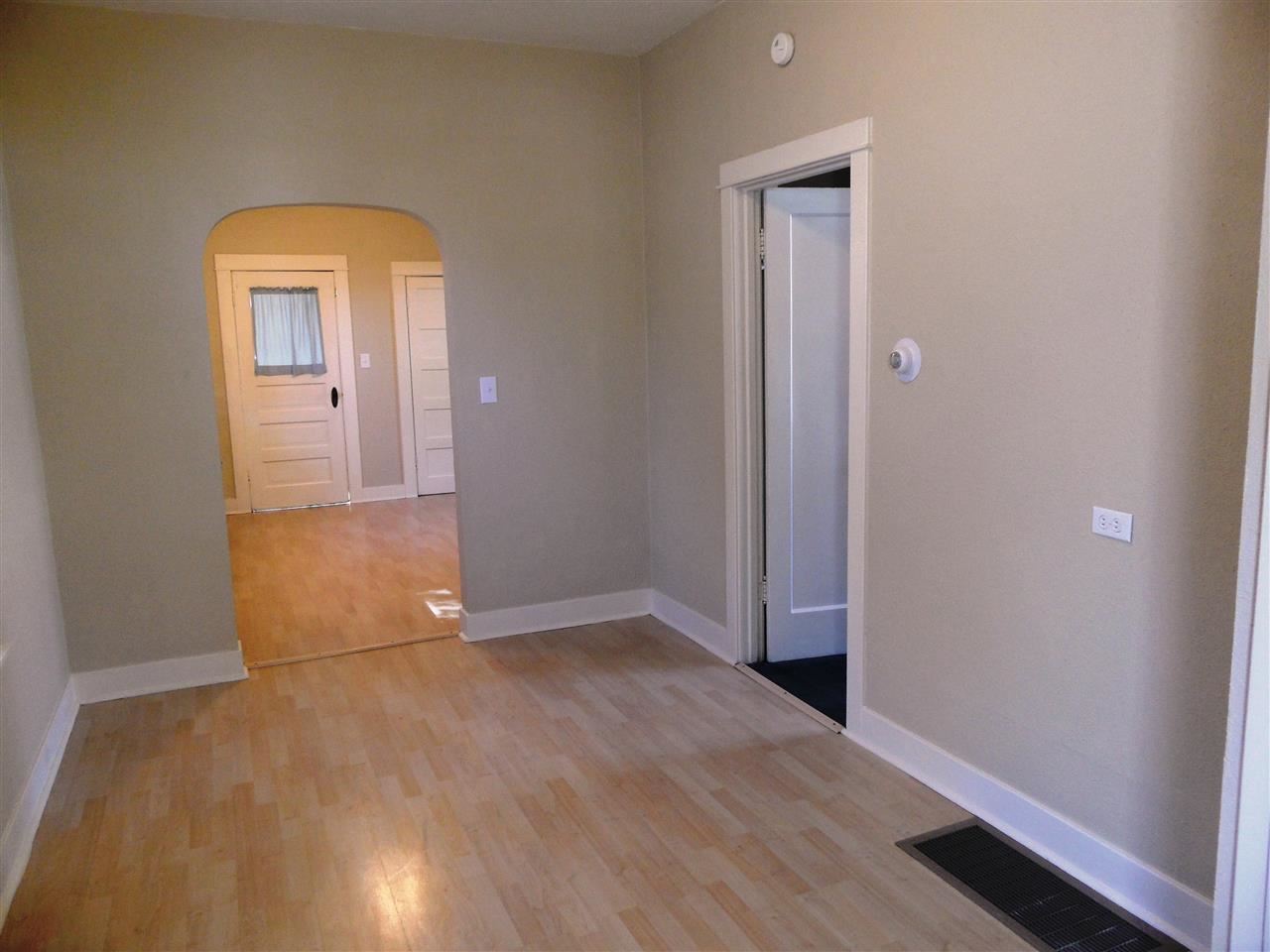 514 E Everett Ave - Photo 5