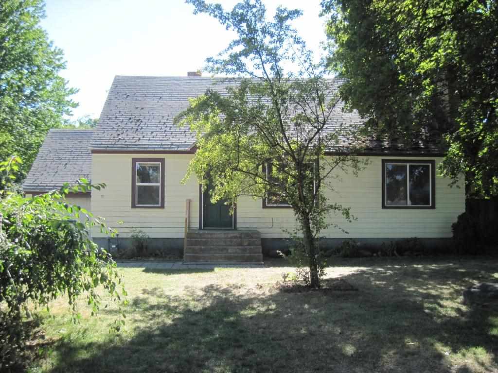 8010 E Grace Ave - Photo 1