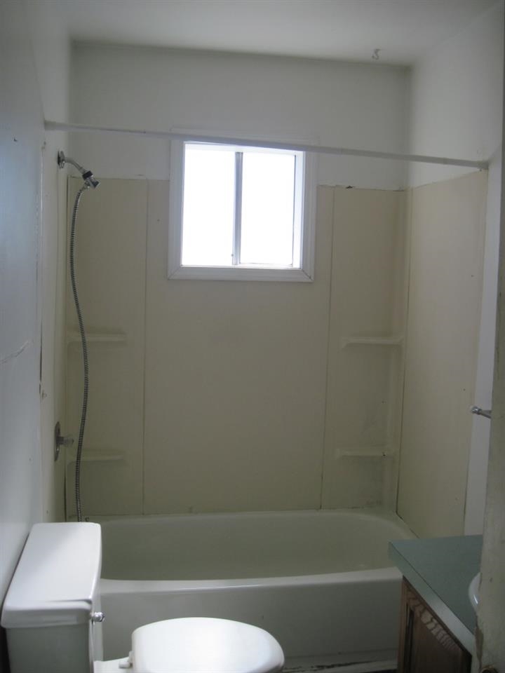 8010 E Grace Ave - Photo 7