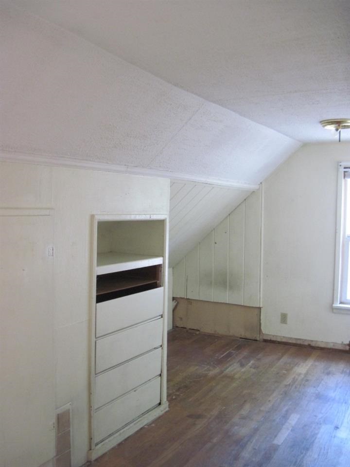 8010 E Grace Ave - Photo 9