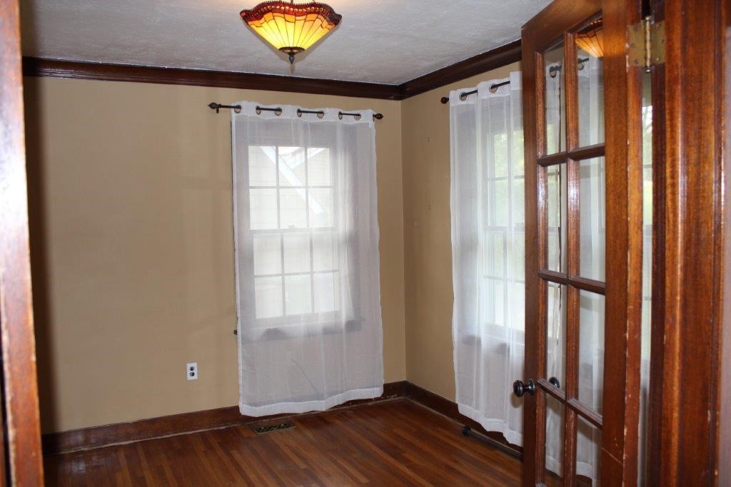 3425 N Park Blvd - Photo 4