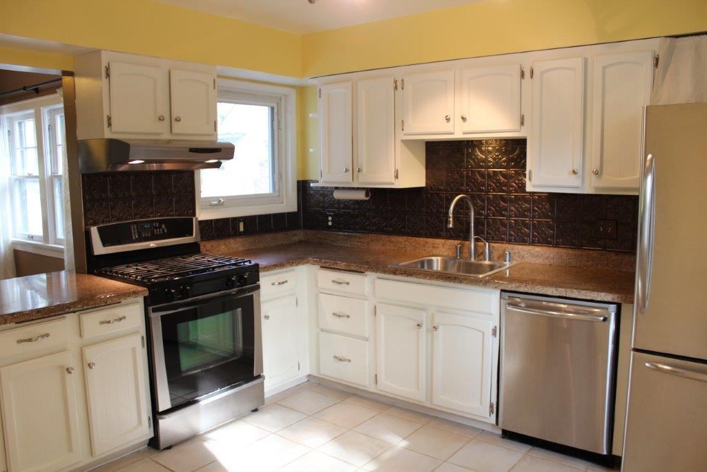 3425 N Park Blvd - Photo 10