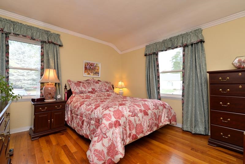 424 E Elm Rd - Photo 12