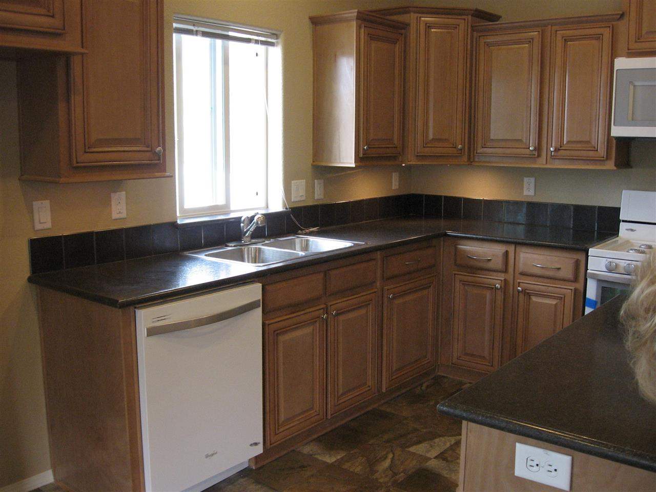 10403 N Maximilian Ln - Photo 3