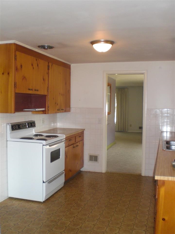 1217 N Oberlin Rd - Photo 4