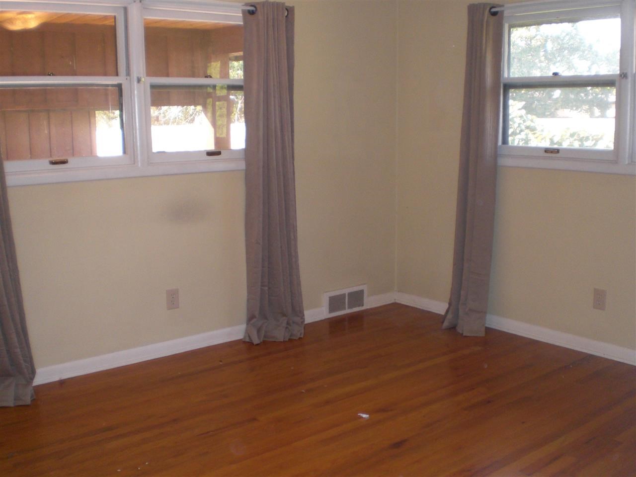 1217 N Oberlin Rd - Photo 8