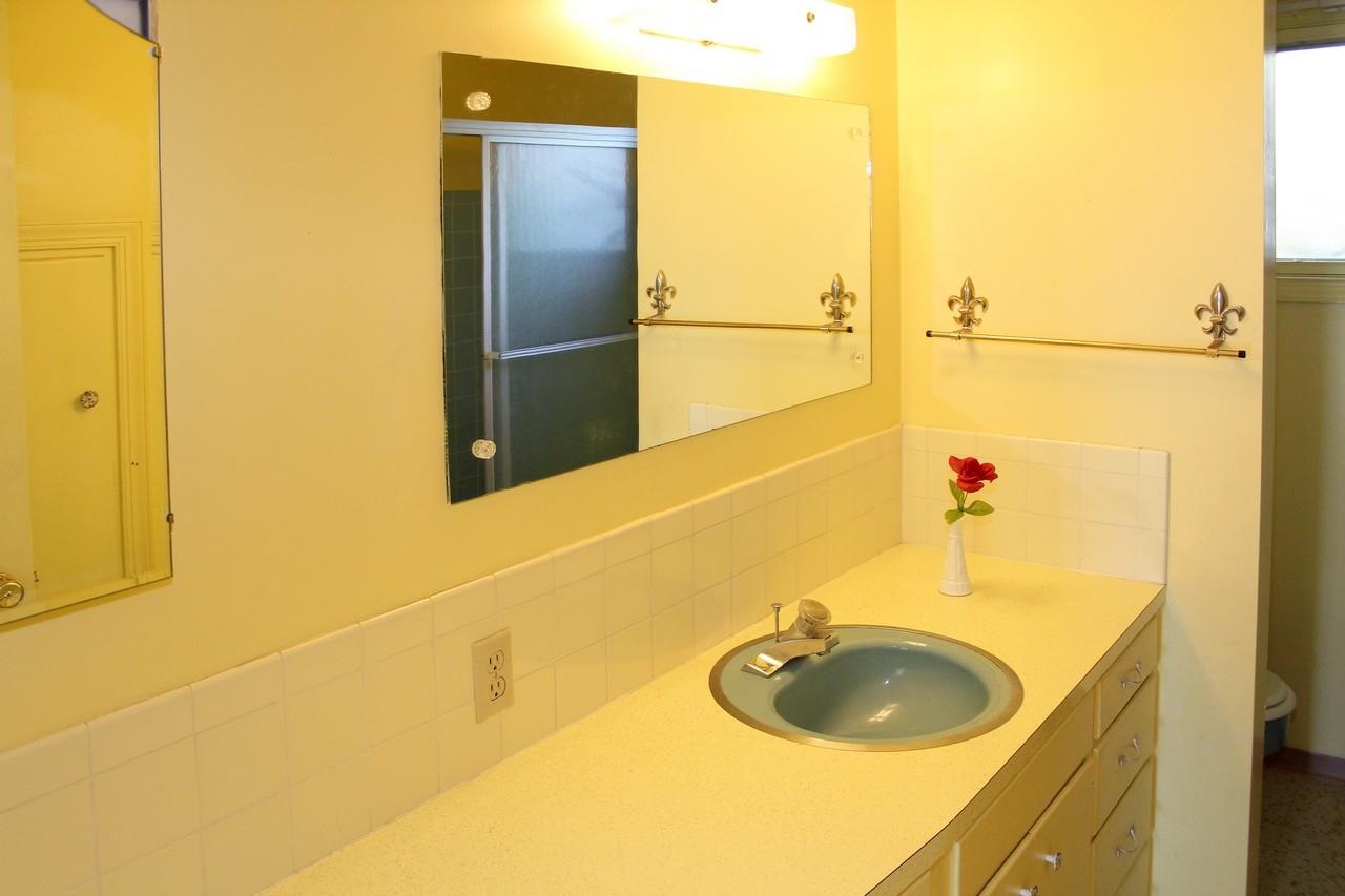 2732 W Weile Ave - Photo 13
