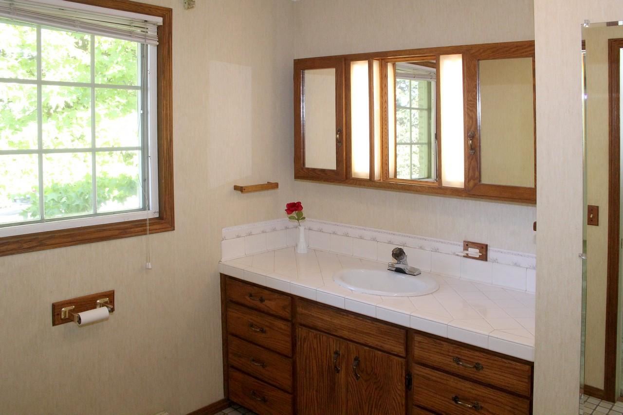 2732 W Weile Ave - Photo 10