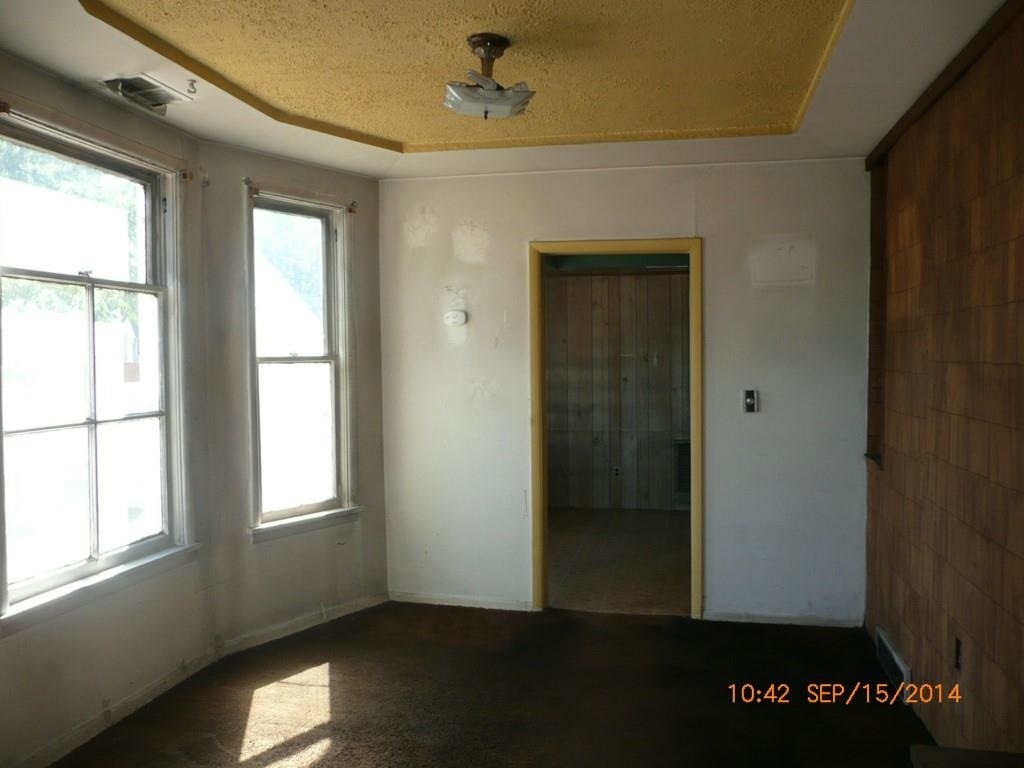 1303 W Grace Ave - Photo 5