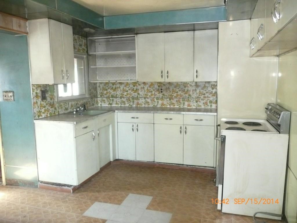 1303 W Grace Ave - Photo 6