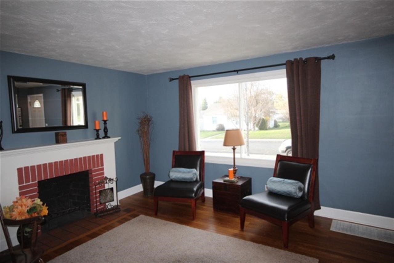 2715 W Everett Ave. - Photo 3