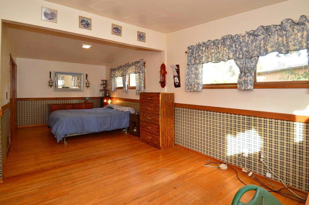 12714 E Blossey Ave - Photo 9
