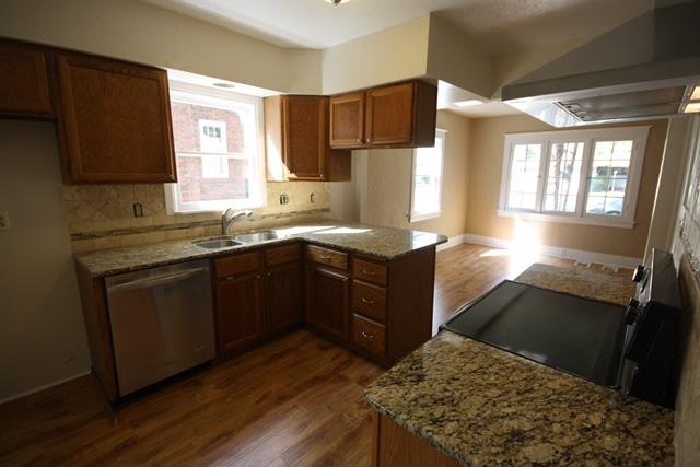 928 E 17th Ave - Photo 3