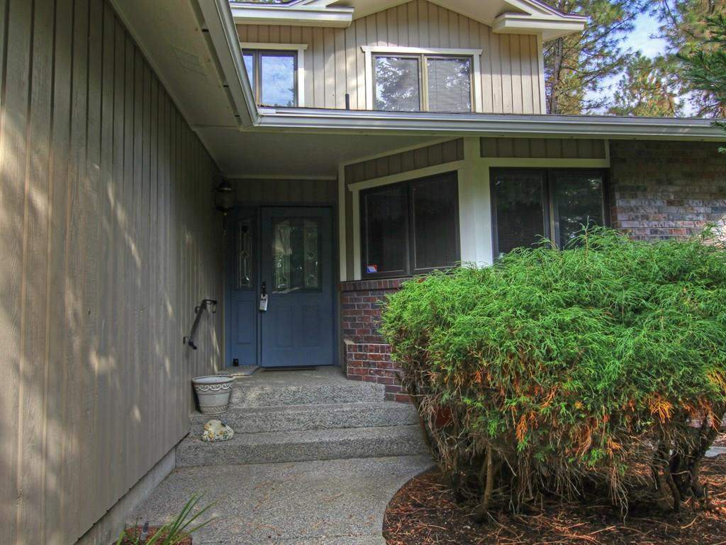 208 W Woodway - Photo 2