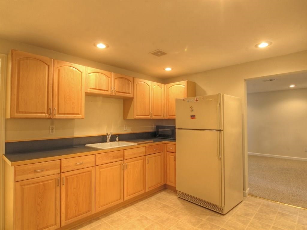208 W Woodway - Photo 17