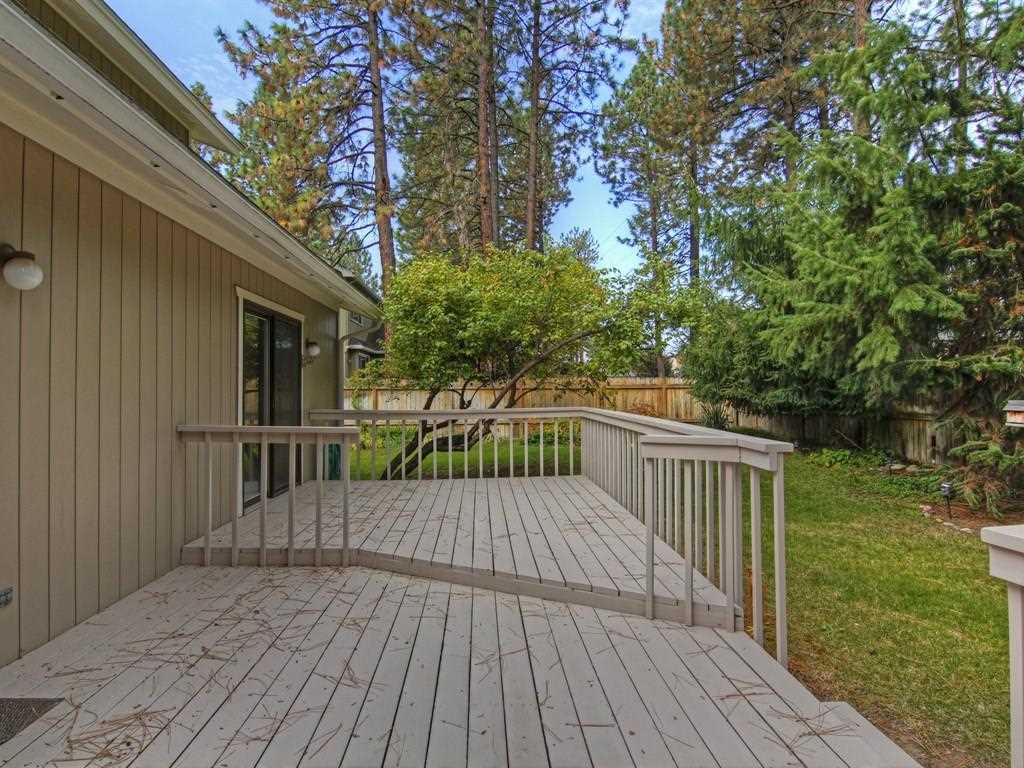 208 W Woodway - Photo 20
