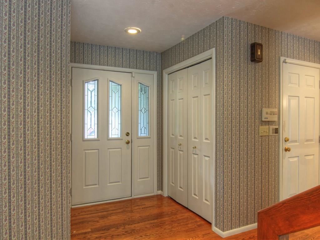 208 W Woodway - Photo 3