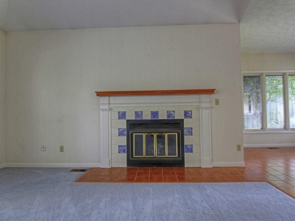 208 W Woodway - Photo 5
