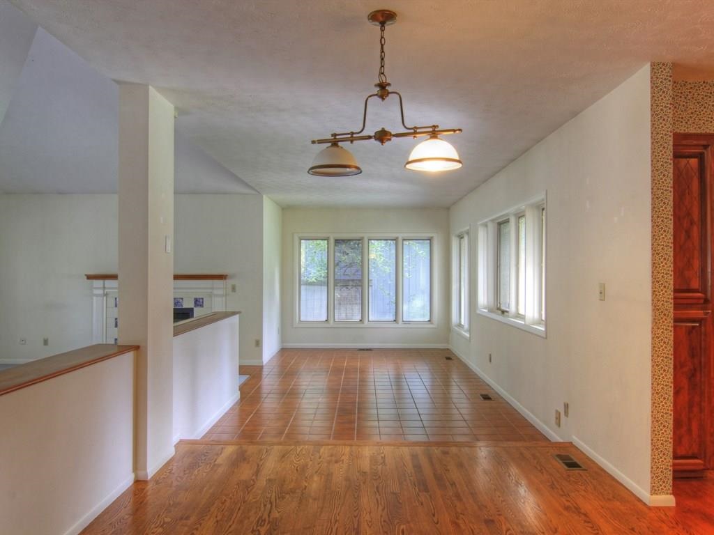 208 W Woodway - Photo 7