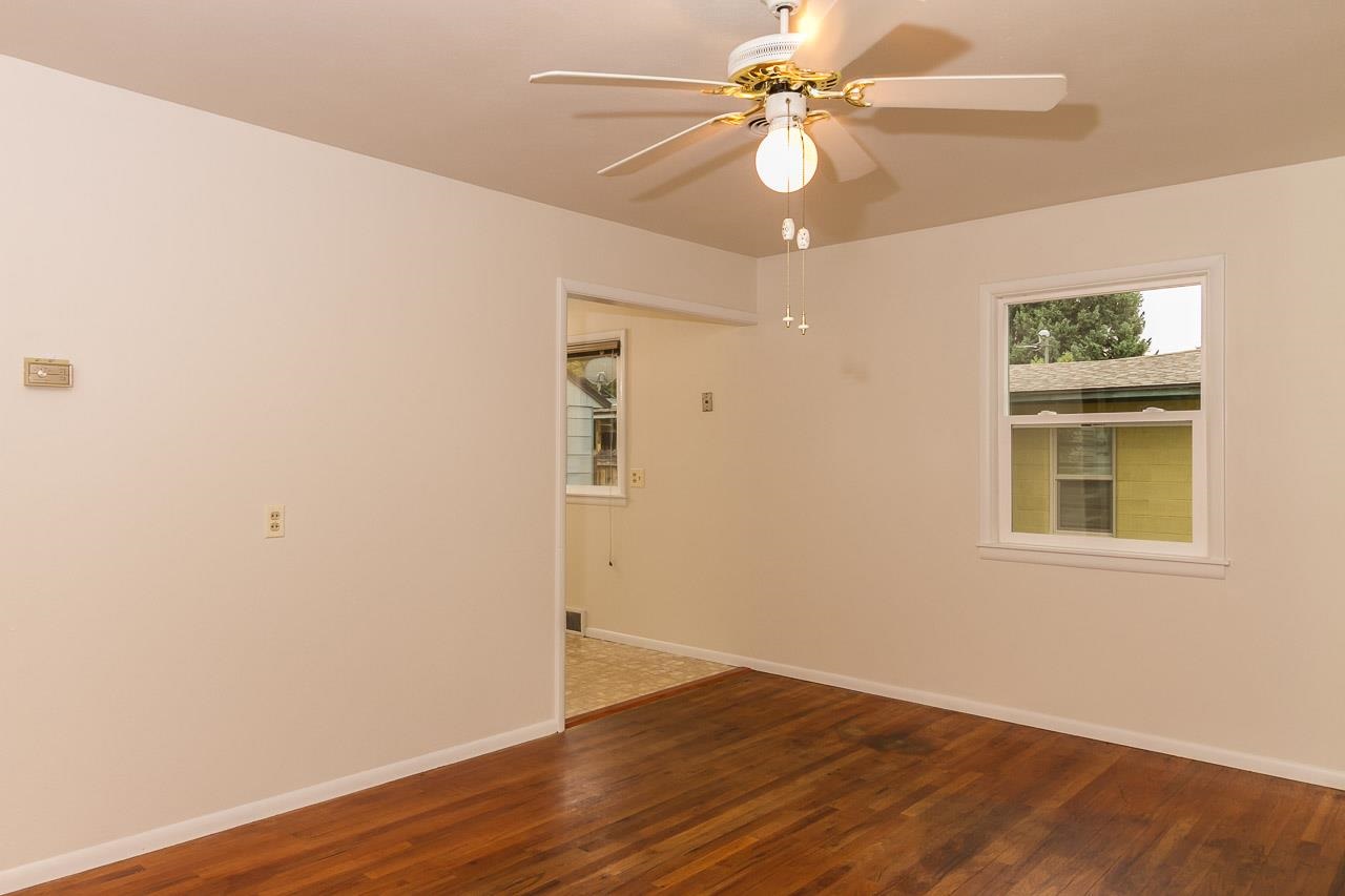 125 Crestview Dr - Photo 5