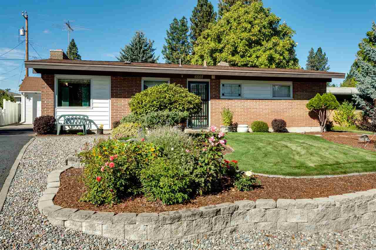 6507 N Stevens St - Photo 2