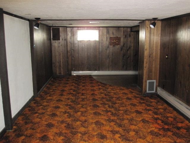 6104 N Maple St - Photo 10