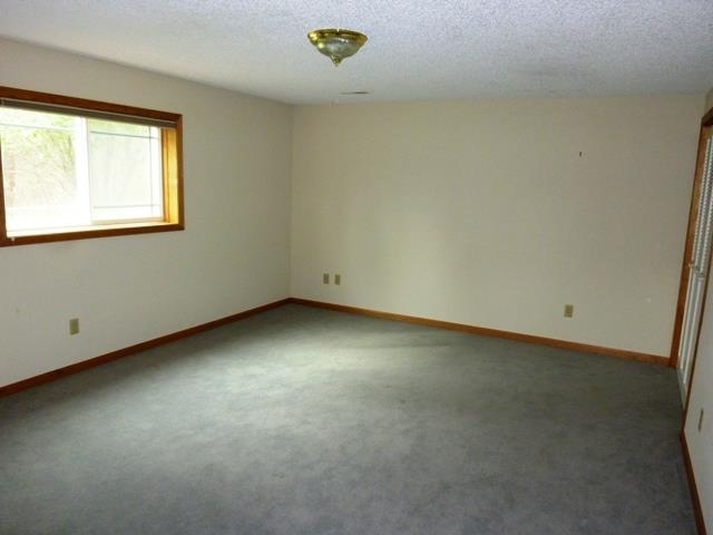 1910 E PINE HILL Ln - Photo 18