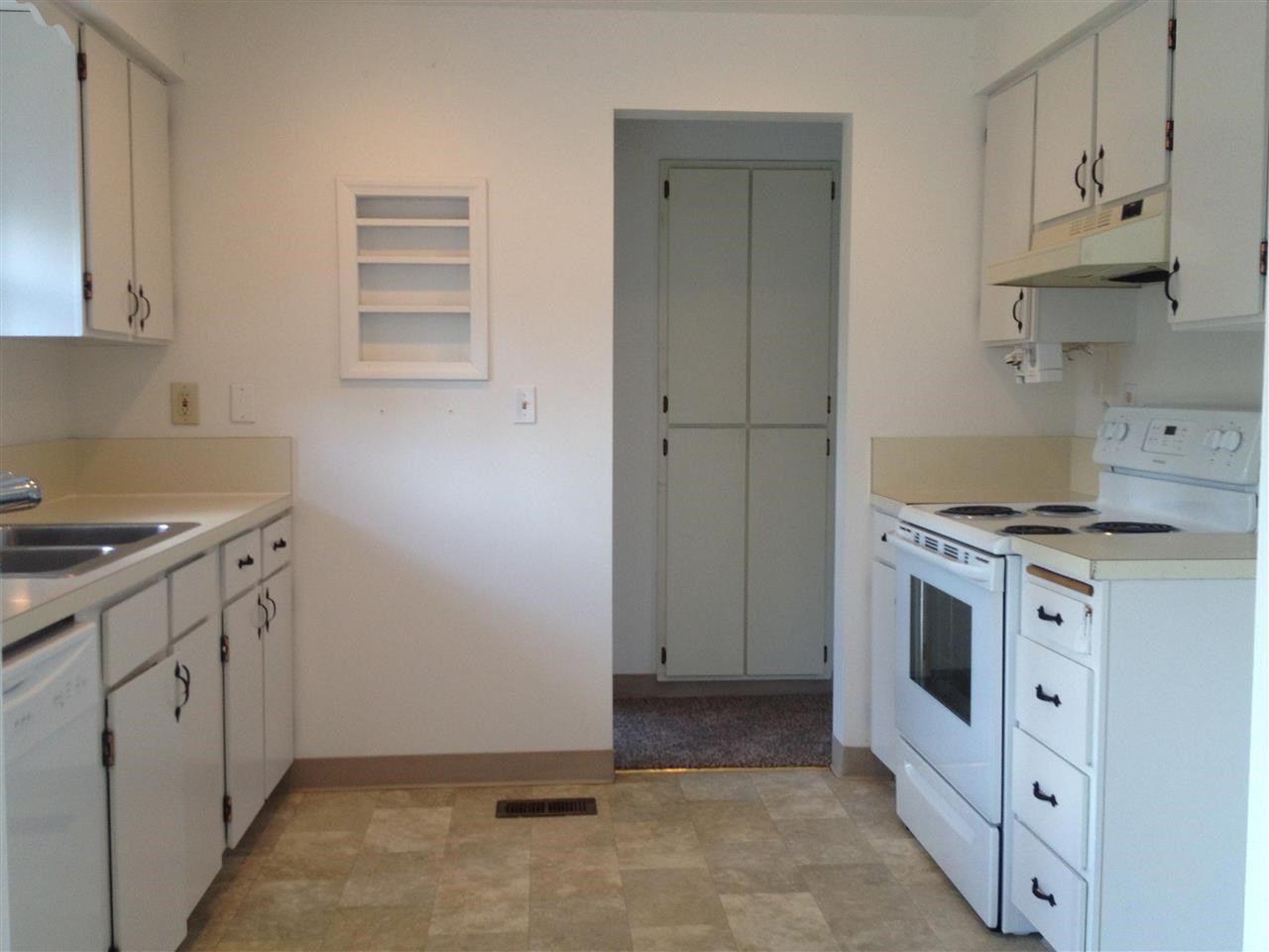 4625 N Darin Rd - Photo 5