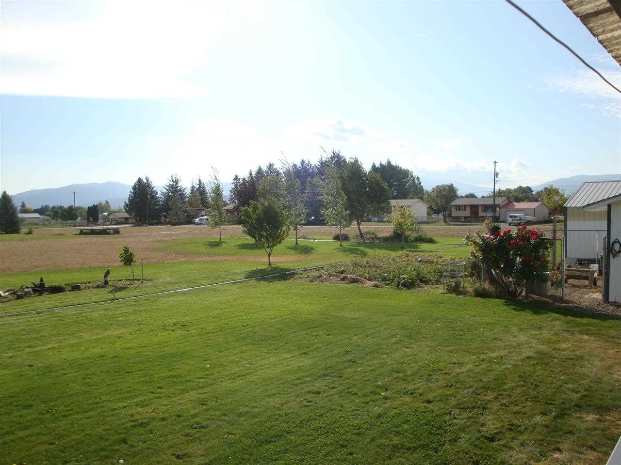 22707 E Rowan Ave - Photo 3