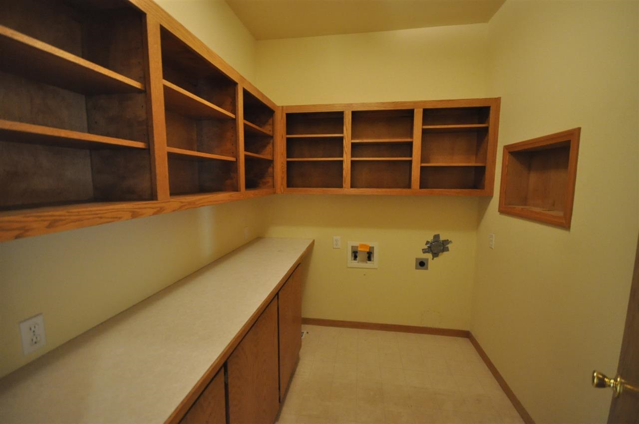 444 Forest Grove - Photo 6