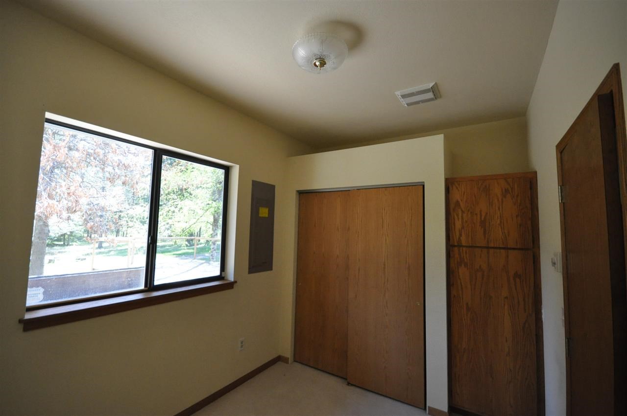 444 Forest Grove - Photo 8