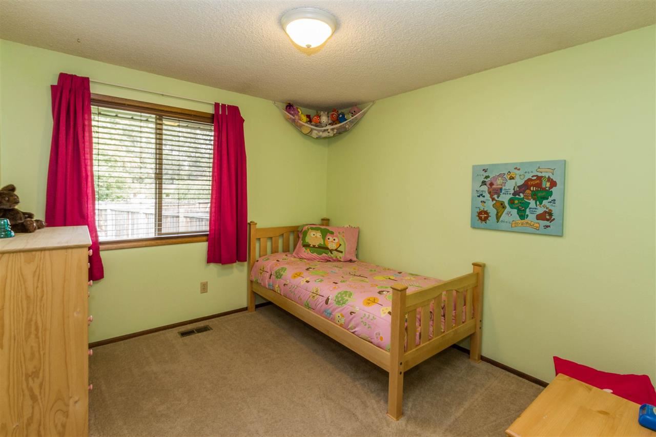 5325 W Bentwood Ct - Photo 11
