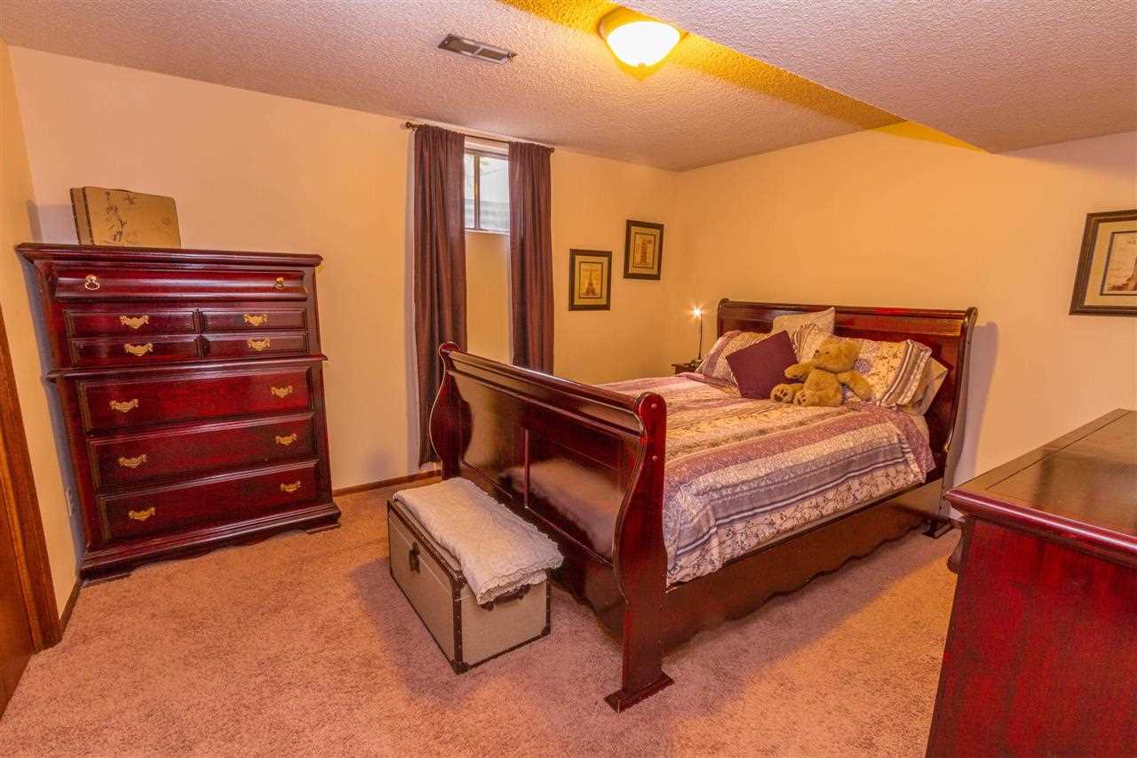 5325 W Bentwood Ct - Photo 15