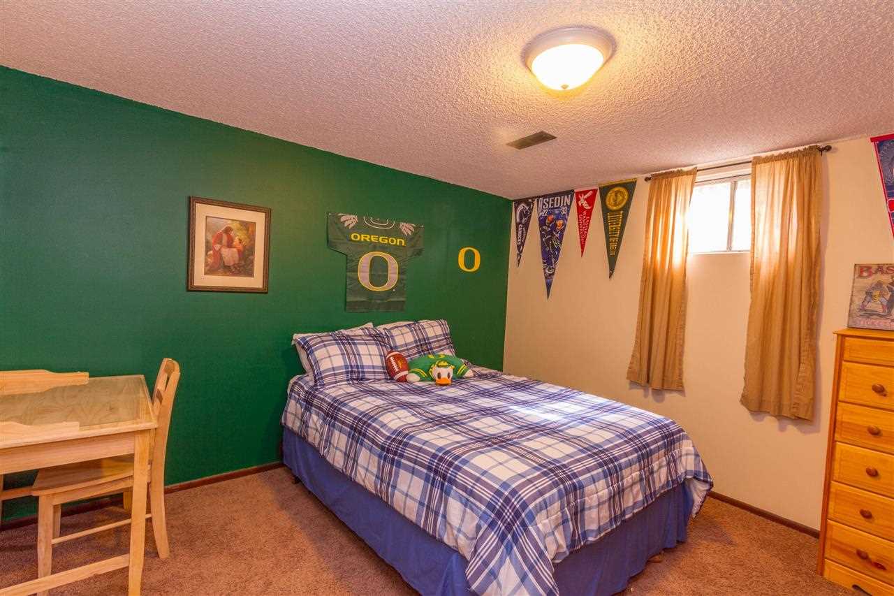 5325 W Bentwood Ct - Photo 16