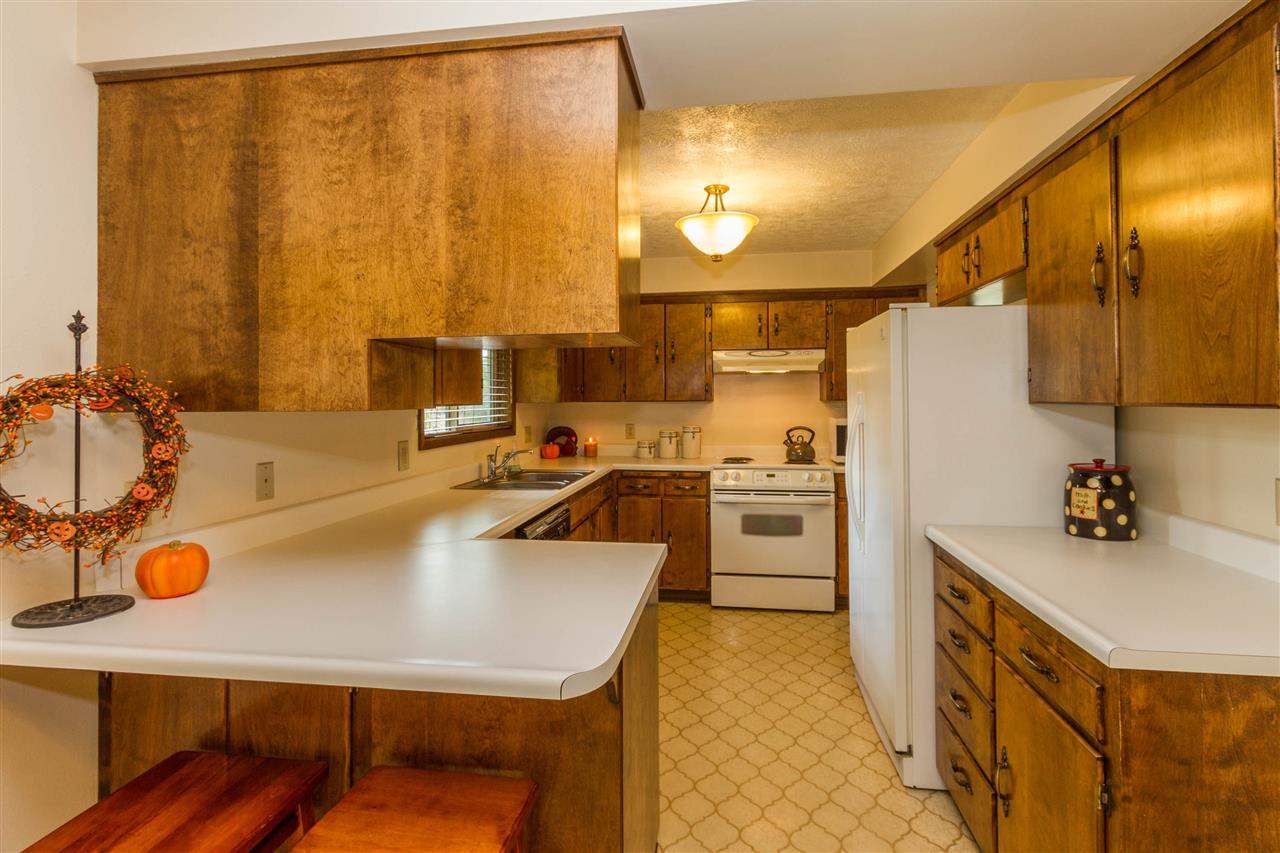 5325 W Bentwood Ct - Photo 6