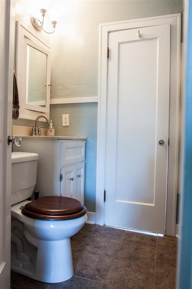727 E 34th Ave - Photo 12