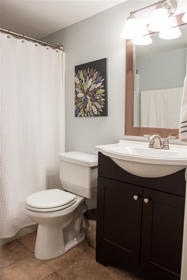 727 E 34th Ave - Photo 16