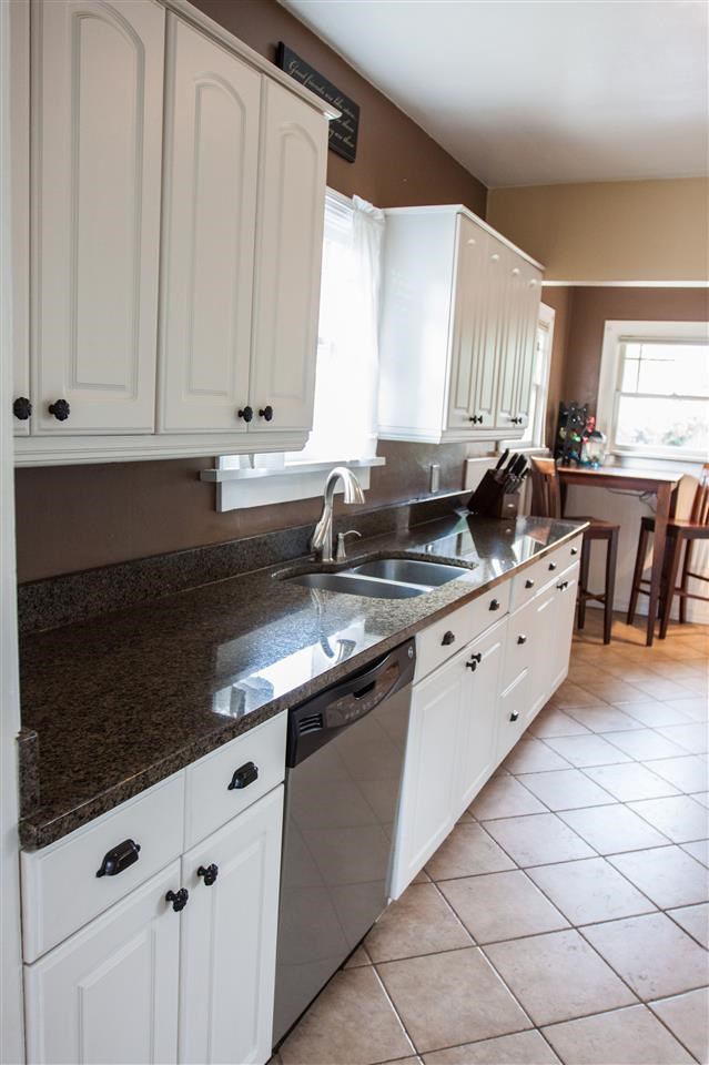 727 E 34th Ave - Photo 4