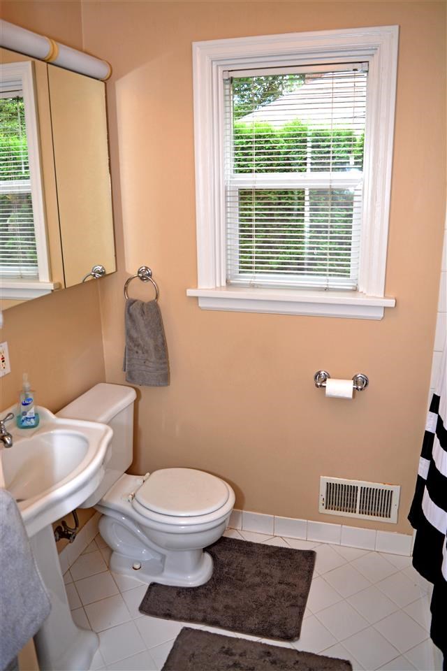 611 W 18th Ave - Photo 13