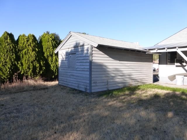 2409 N Sycamore St - Photo 19