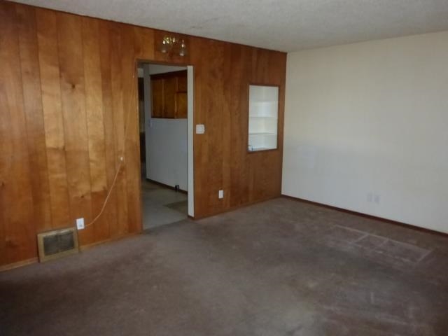 2409 N Sycamore St - Photo 3