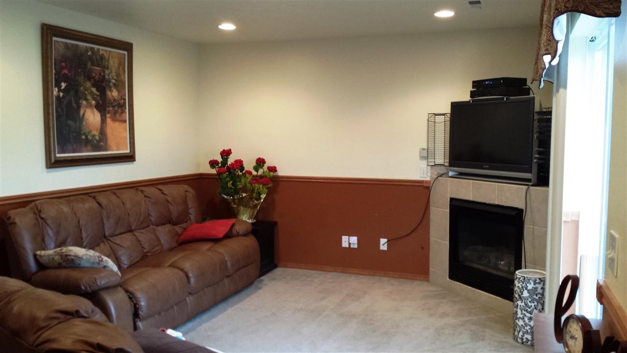 806 S Harmony - Photo 3